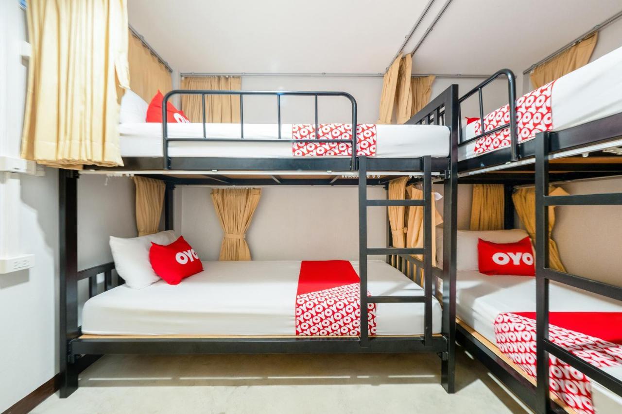 Oyo 969 Lida 1946 Hostel Бангкок Екстер'єр фото