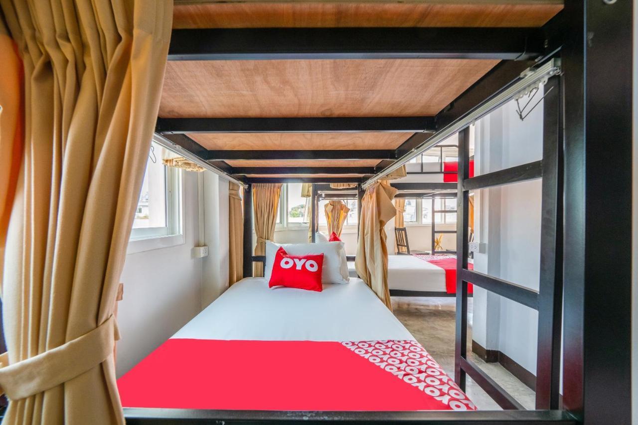 Oyo 969 Lida 1946 Hostel Бангкок Екстер'єр фото