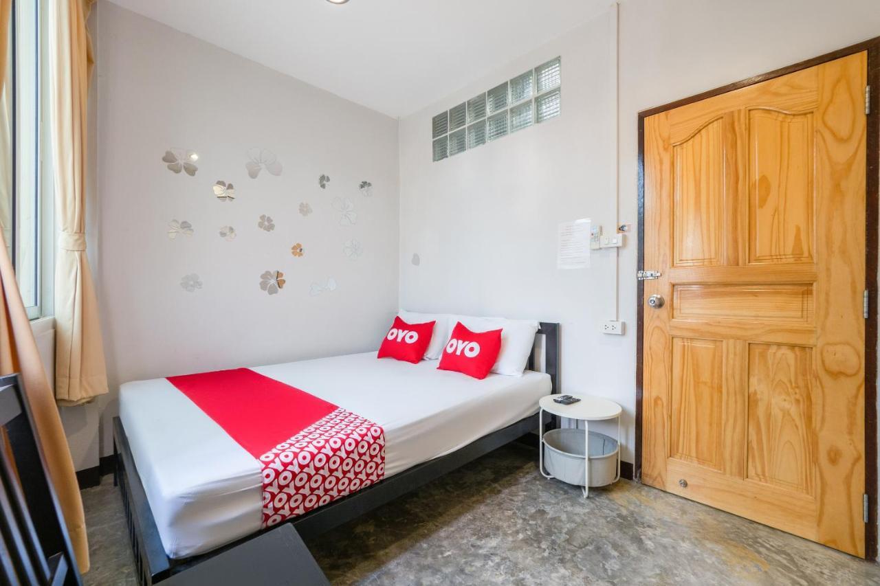 Oyo 969 Lida 1946 Hostel Бангкок Екстер'єр фото