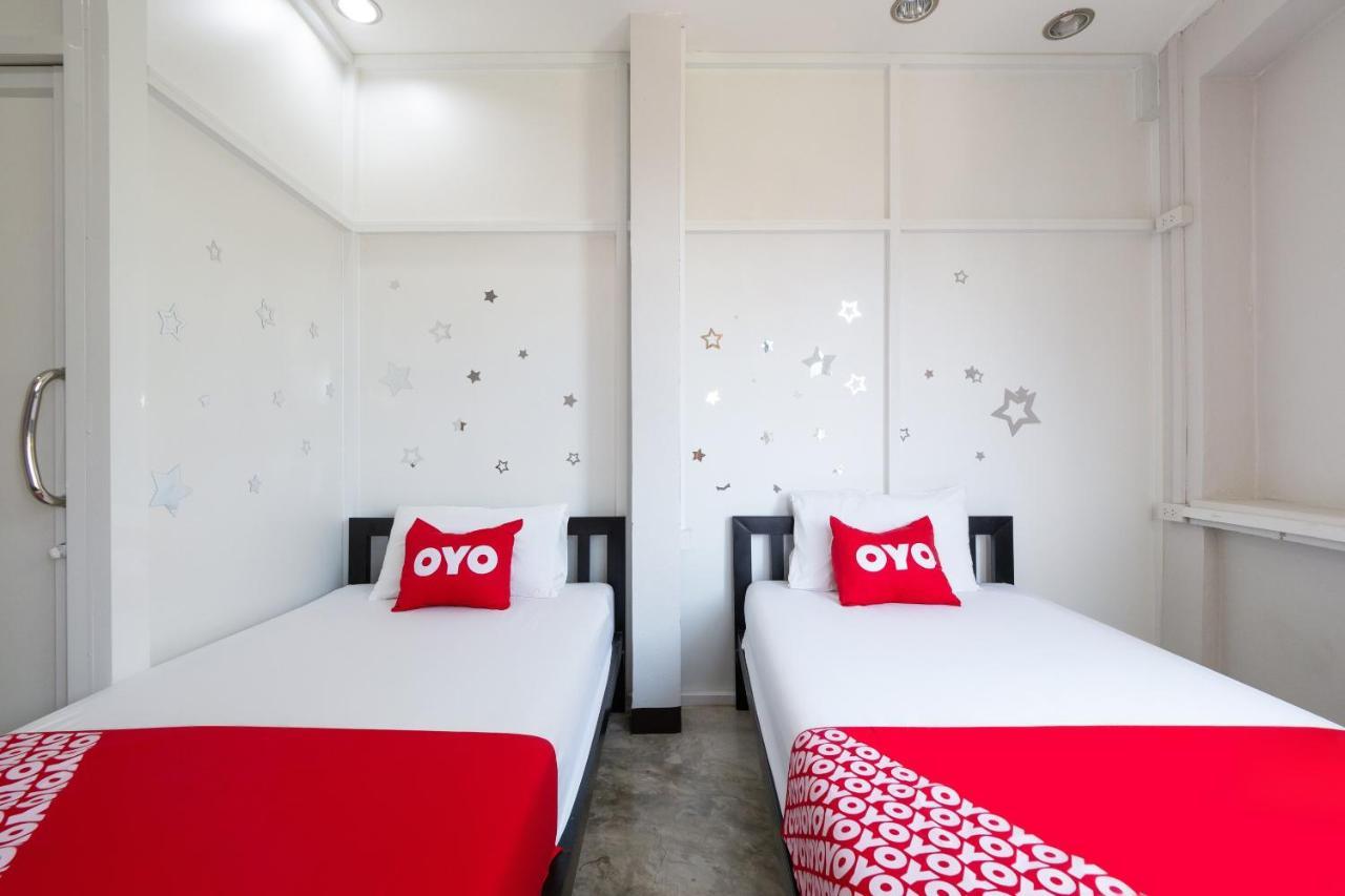 Oyo 969 Lida 1946 Hostel Бангкок Екстер'єр фото